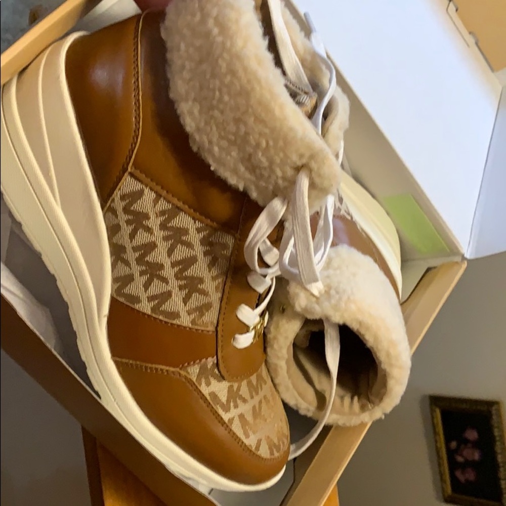 Tan Michael Kors bootie sneaker